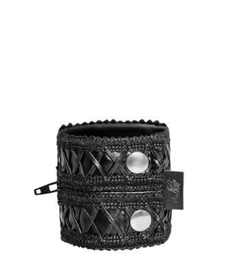 Женский кошелек-браслет Noir Handmade F326, black, под кожу, рельефный узор, карман на молнии